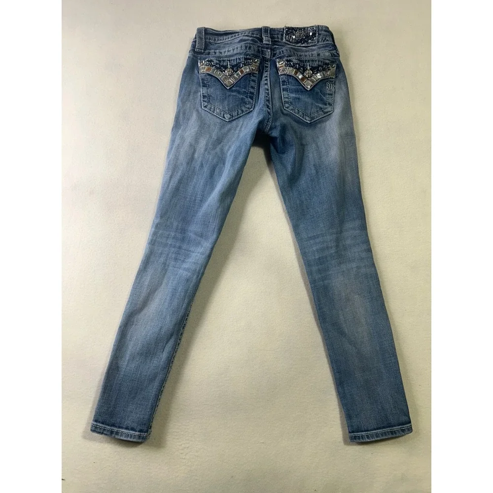 Miss Me‎ Mid Rise Skinny Jeans Light Wash Distressed Embroidered Beaded Size 27